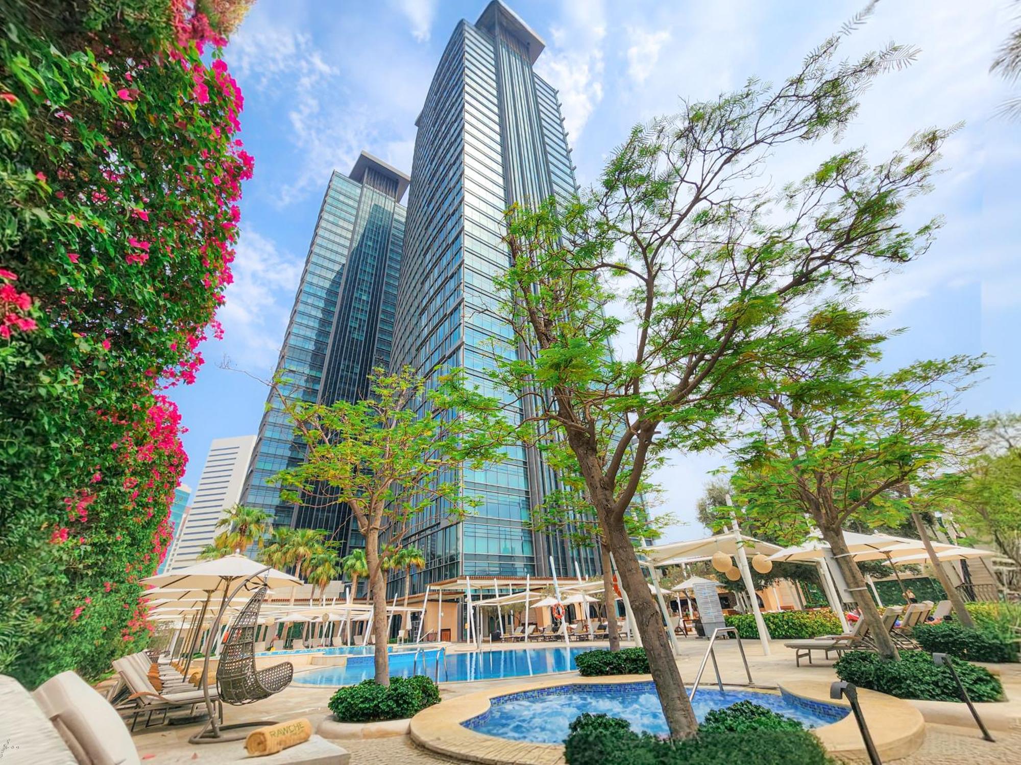 City Centre Rotana Доха Екстериор снимка The Ritz-Carlton, Hong Kong
