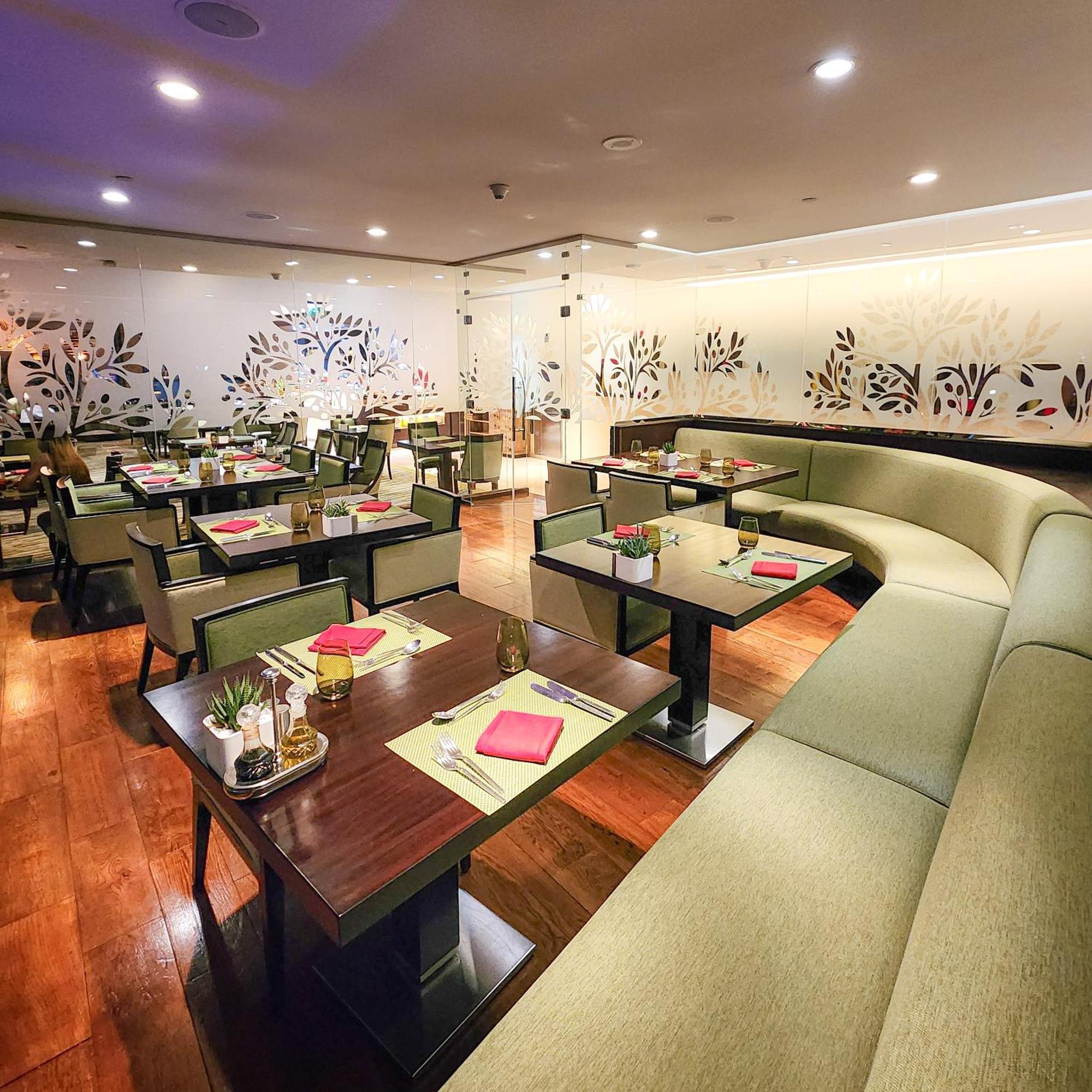 City Centre Rotana Доха Екстериор снимка The interior of the restaurant